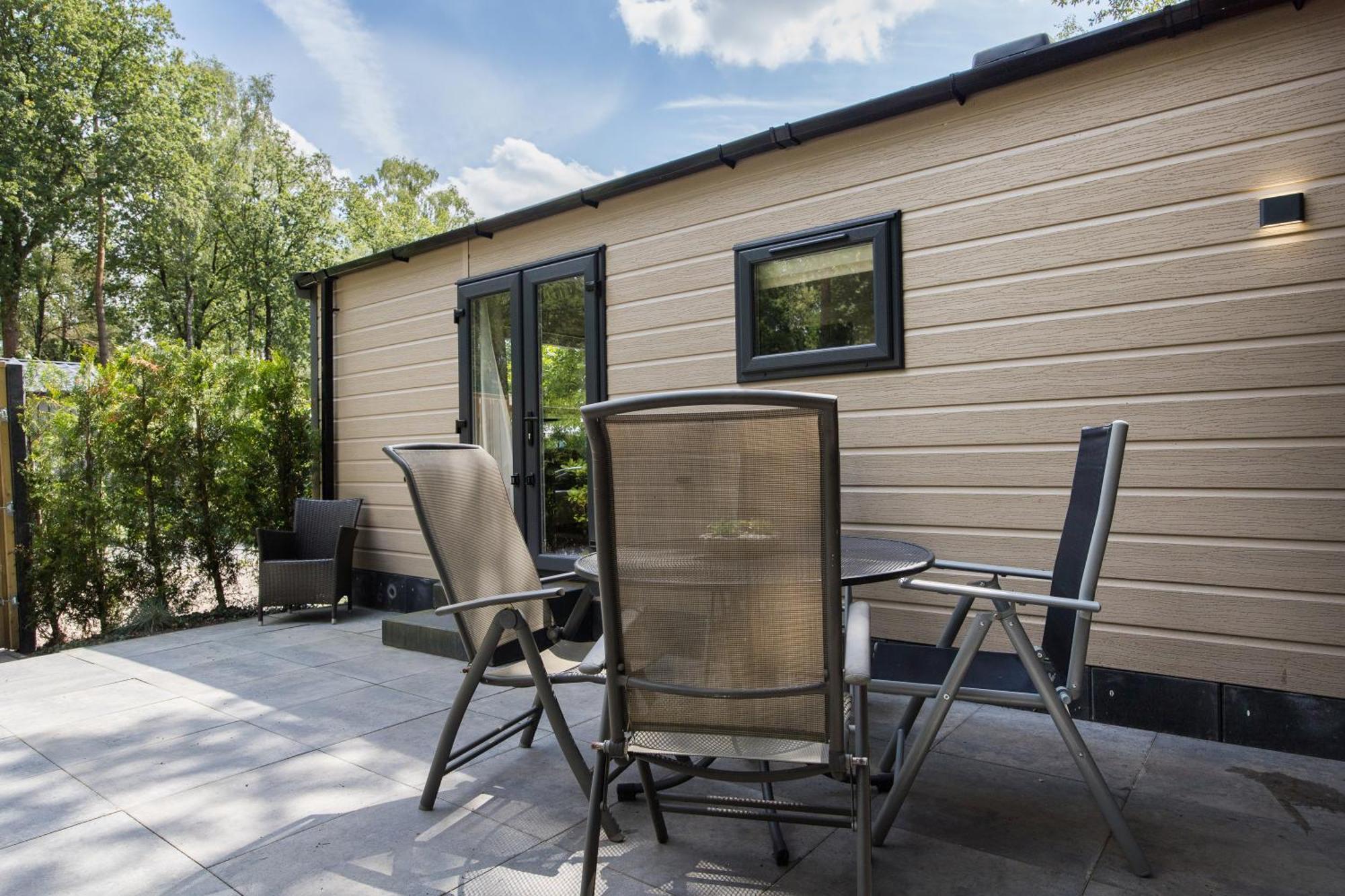 Veluwe Hoenderloo Luxury Chalet With Private Sauna And Hot Tub - Swimming Pool Tennis Court Supermarket Bowling Alley Theatre And Entertainment For Children Exterior photo